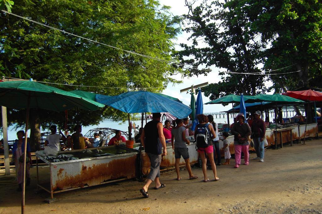 Palm Village Rawai Exterior foto